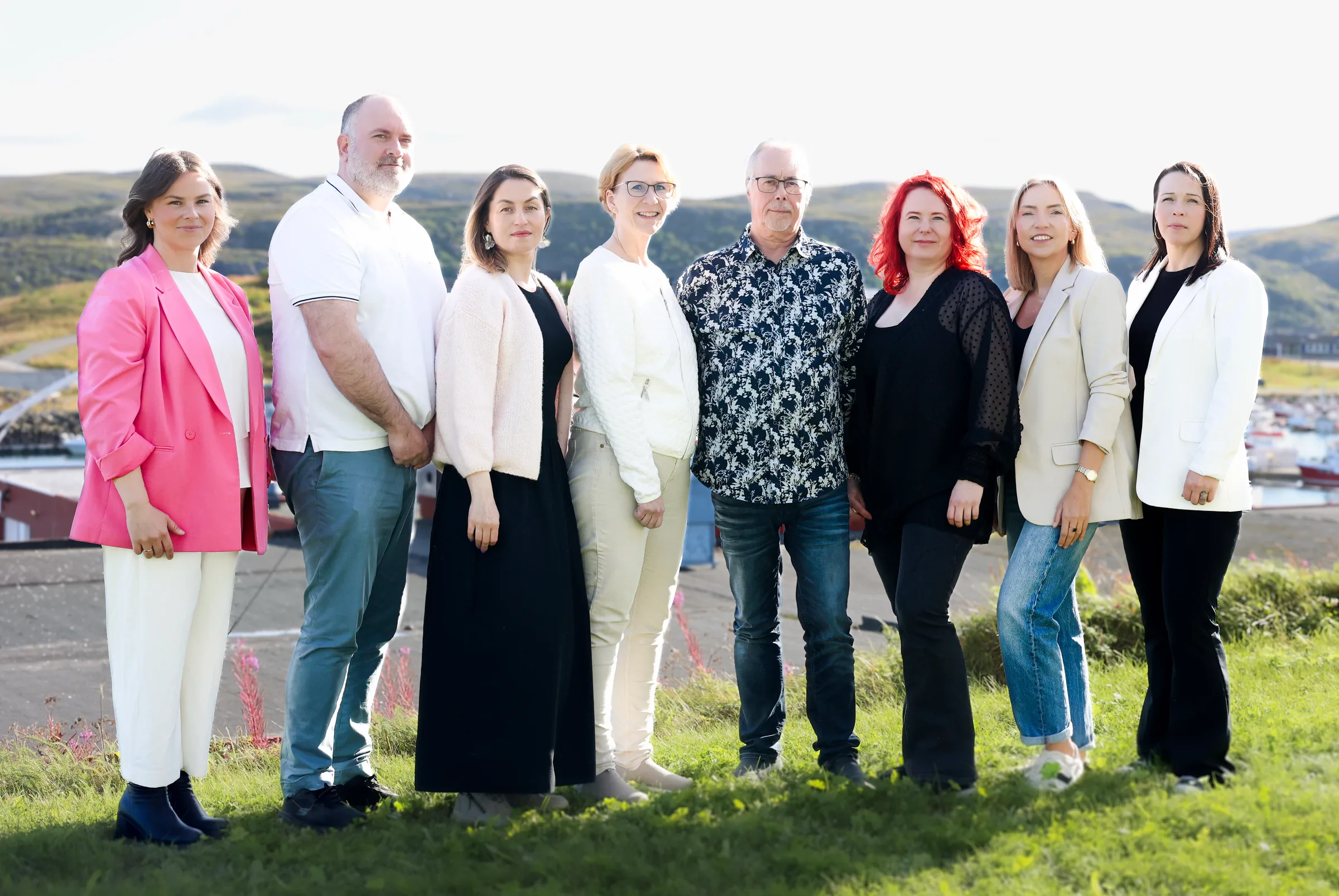 Econ Arctic-teamet utenfor kontoret i Finnmark